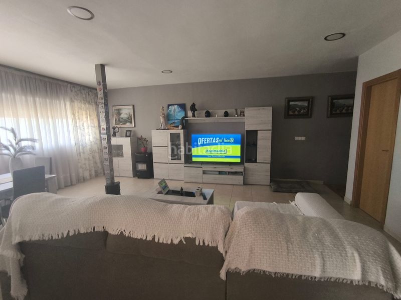 Foto 3e9796d2-f0e3-4a74-84d4-9ef6a504d414. Xalet a Mengíbar