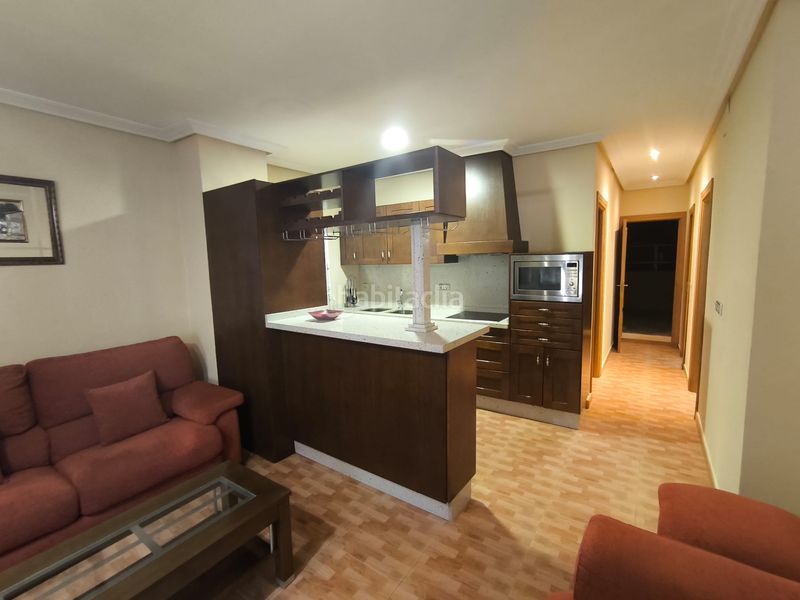 Foto f36d357d-5663-4fc4-b581-673b28f19432. Casa en Mengíbar