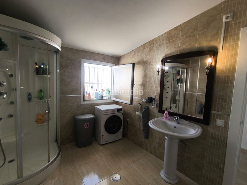 Foto d38c3ec3-5b36-428f-a497-87b29a62ea46. Casa a Mengíbar