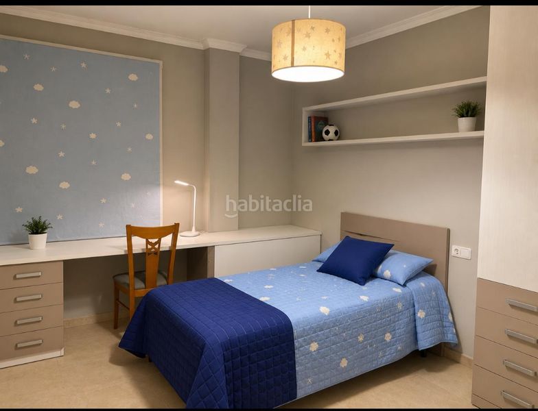 Foto c04773c9-b6c7-45d4-8484-b5705bc20b9e. Casa a calle azahar 5 a Mengíbar
