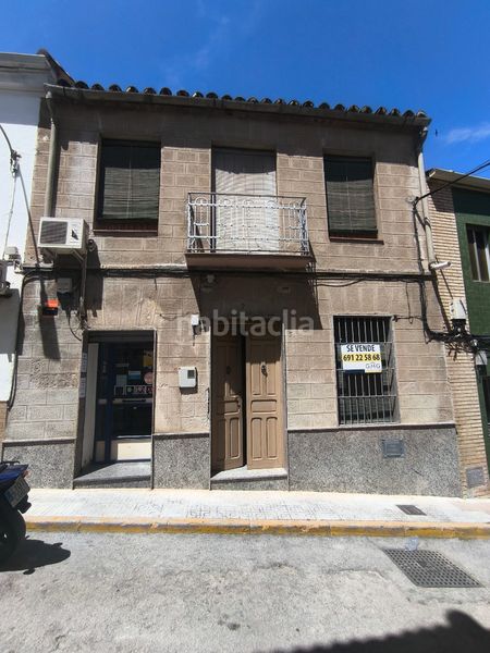 Foto 6c1f543b-7b59-442b-ae13-ddf90aaef684. Casa a calle obreras del corazón de jesús 7 a Mengíbar