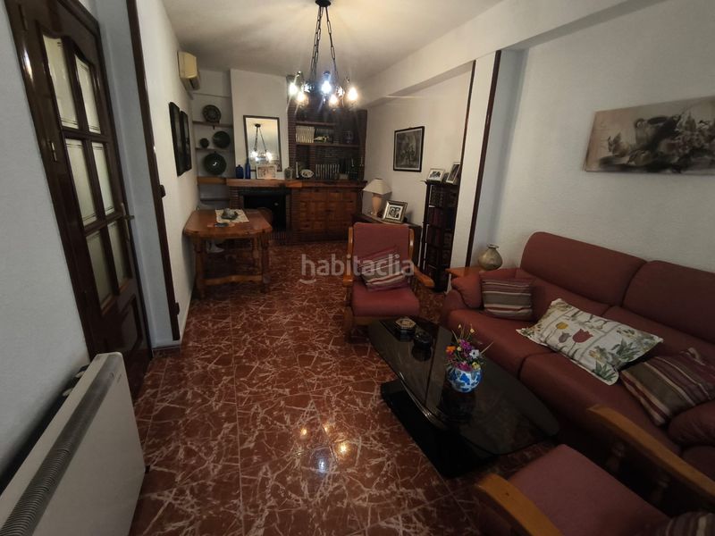 Foto 85a36774-78f0-4d1d-9aba-faf5eb82c9cd. Casa a calle granada 17 a Mengíbar
