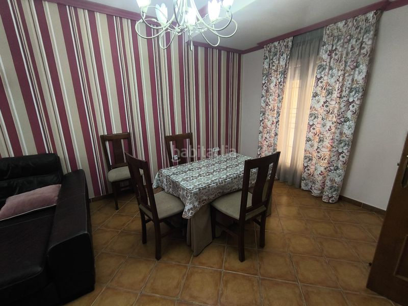 Foto b9179d74-36d3-432f-b485-2c3139e44019. Casa adosada en Mengíbar