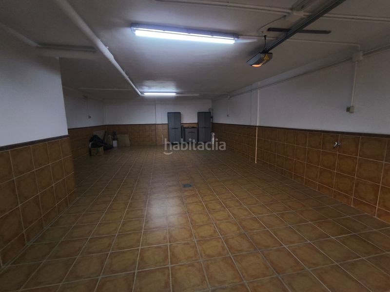 Foto cf500b62-04a6-438e-b563-a78a81f1877d. Casa adosada en Mengíbar