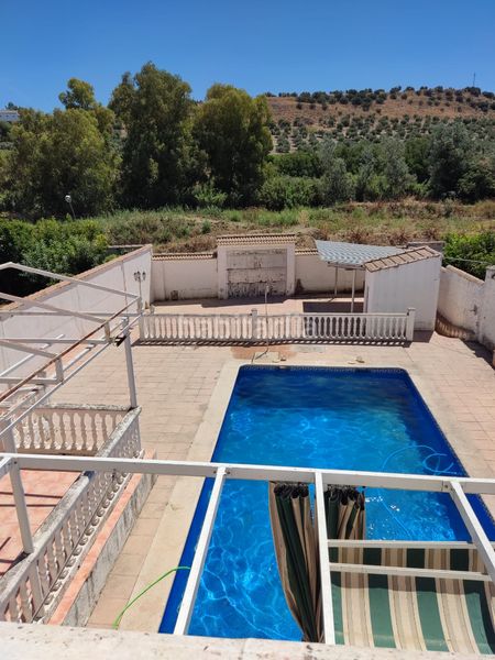 Foto ef25e8f1-f901-4bb0-834e-128f78415862. Xalet a Mengíbar