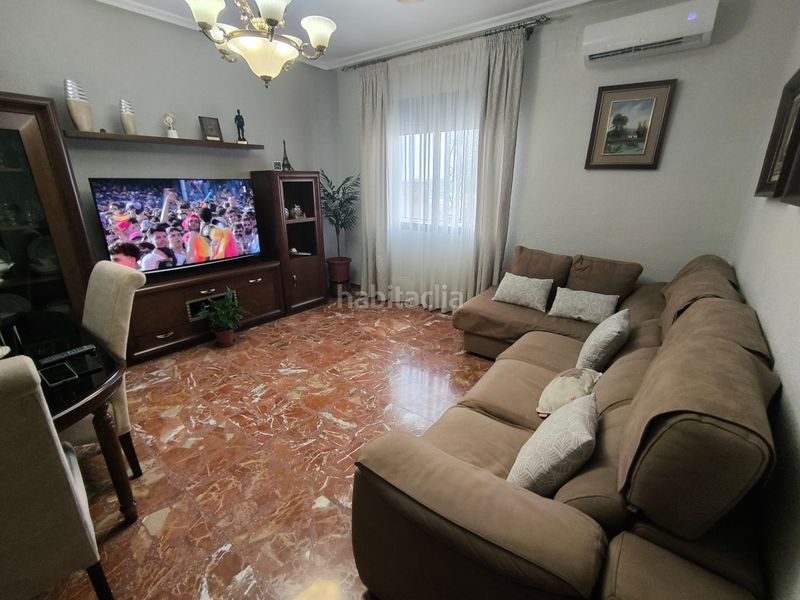 Foto 5cb6a96a-6146-4340-8f60-6ee395890f9c. Casa en Mengíbar