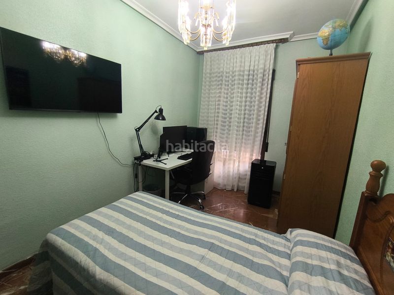 Foto f5a7e621-c270-4ec9-aaf6-40e386216615. Casa en Mengíbar