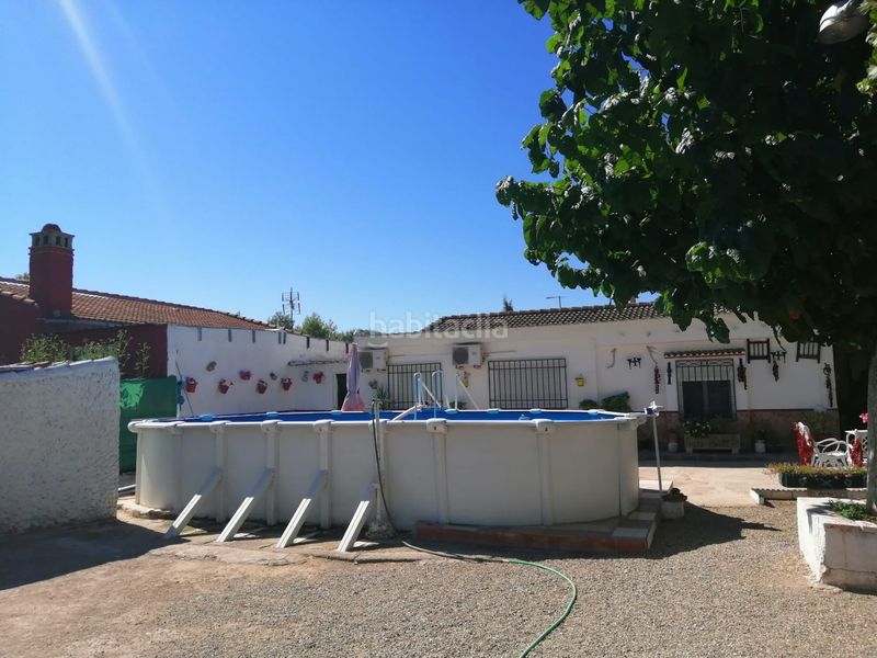 Foto a782dd73-6bf0-43c1-9e21-7bd7550b69d1. Chalet en Mengíbar