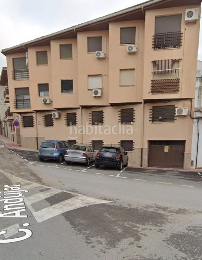 Foto c7db618c-ca3a-4cae-b725-aae55764e855. Pis a calle andújar 11 a Mengíbar