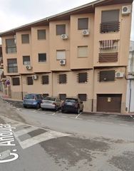 Pis a Calle andújar 11
