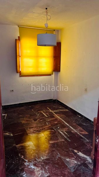 Foto e4d9c0c0-8fa3-4c75-99f0-e92b2f634ca9. Piso en calle real 24 en Mengíbar