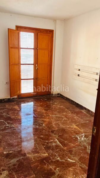 Foto eac90beb-6a92-4507-8f9f-b8db94c7516c. Piso en calle real 24 en Mengíbar