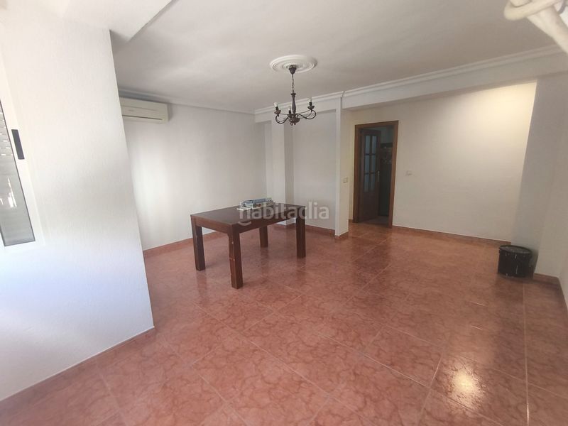 Foto ce38636b-0dfd-4019-867f-b27f8ac99518. Piso en Mengíbar