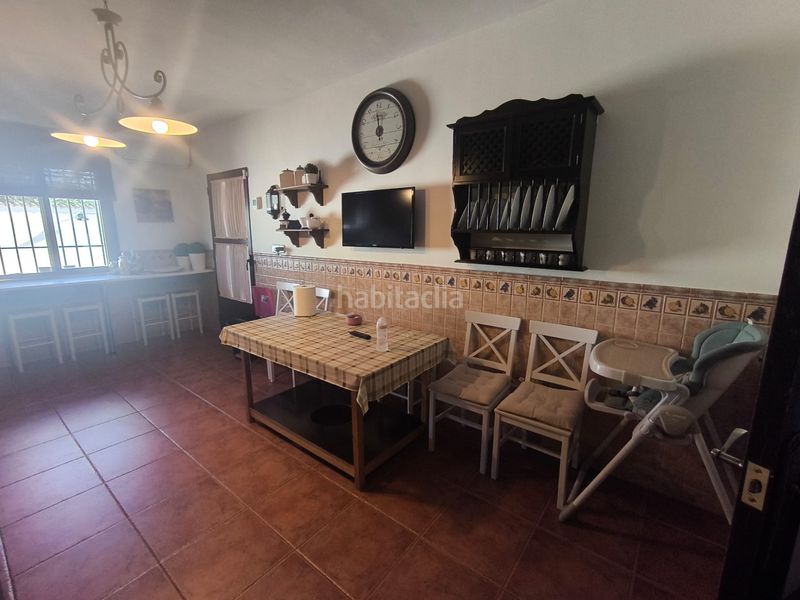 Foto e0ca2c6b-9c43-4d38-a552-b896172a21e5. Chalet en Mengíbar
