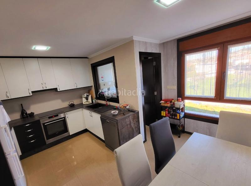 Foto 74316539-d88b-4490-9da6-8a0f003dea59. Zweistöckige wohnung in Nigrán centro Nigrán