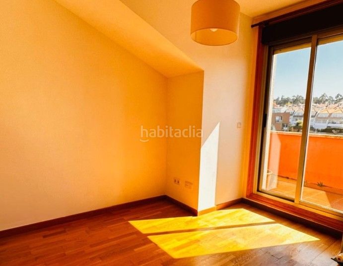 Foto 47f8131f-285a-4ad7-92e7-0693f7b778da. Pis amb calefacció aparcament a Baiona