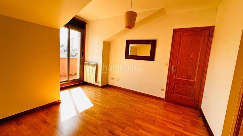 Foto b9cb06d4-d15a-4ae9-85f5-b627436f1623. Pis amb calefacció aparcament a Baiona