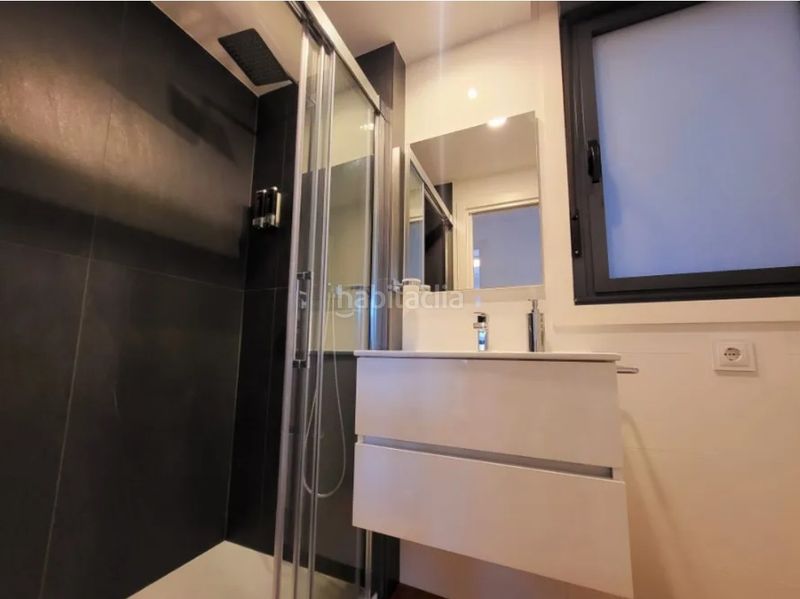 Foto 081b3690-70b0-472b-909c-3ce880955be8. Lloguer pis amb calefacció a Plaza España - Corte Inglés Vigo