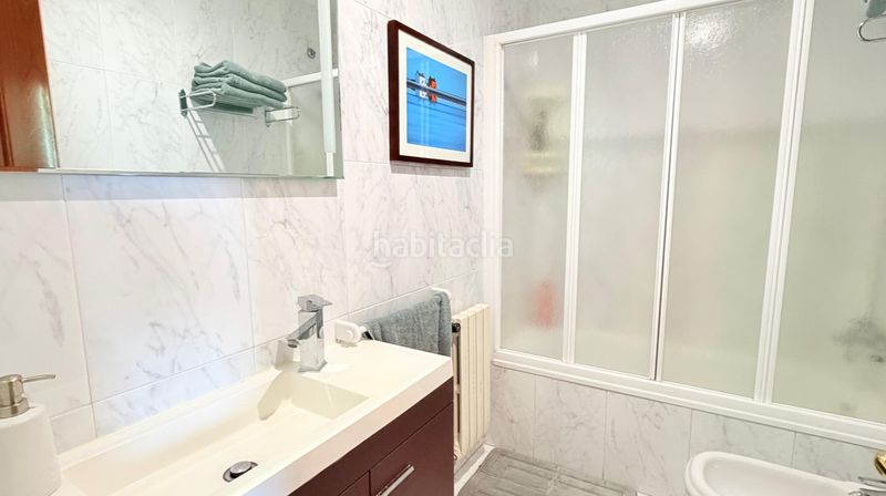 Foto a4525853-cd04-472d-8835-27453b277632. Rent duplex with heating parking in Panxón Nigrán