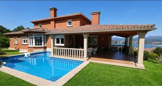 Chalet à Baiona. !!!! chalet de lujo y altísimas calidades a 800 m de playa !!!!