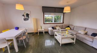 Casa aparellada  Paseo torrente ballester. !!!! oportunidad única a 100 m de playa américa !!!!