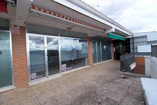 Local Comercial  Calle olmo. Local comercial en caraquiz. precio negociable Local Comercial  Calle olmo. Local comercial en caraquiz. precio negociable