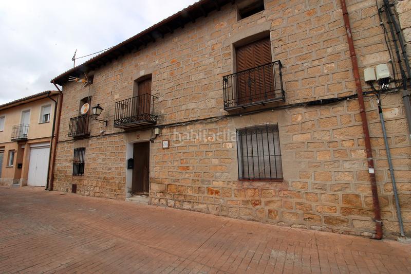 Foto 3ec03731-03cc-45ee-abcd-927f6c7c2f6a. Casa adosada en Torremocha de Jarama