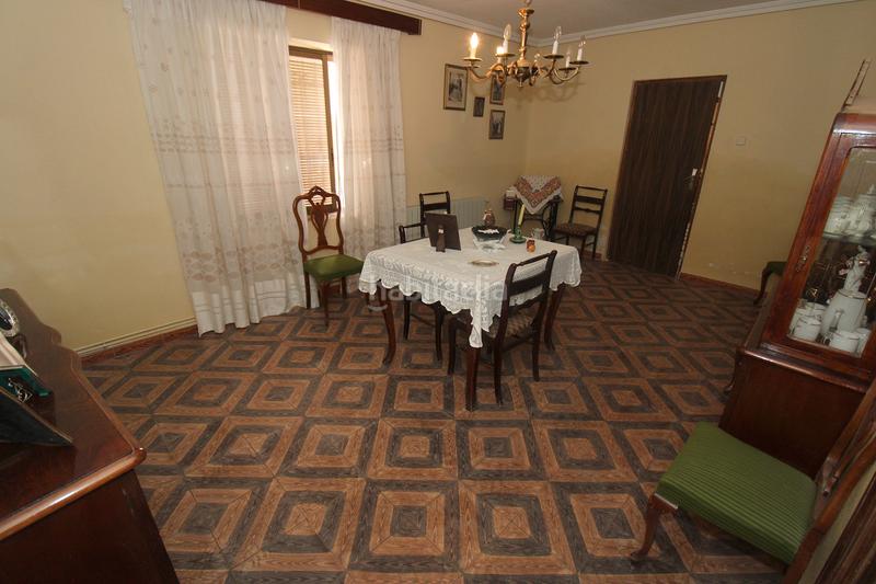 Foto 90d94d9f-7bfa-4822-a1ef-030aef9ea7b0. Casa adosada en Torremocha de Jarama