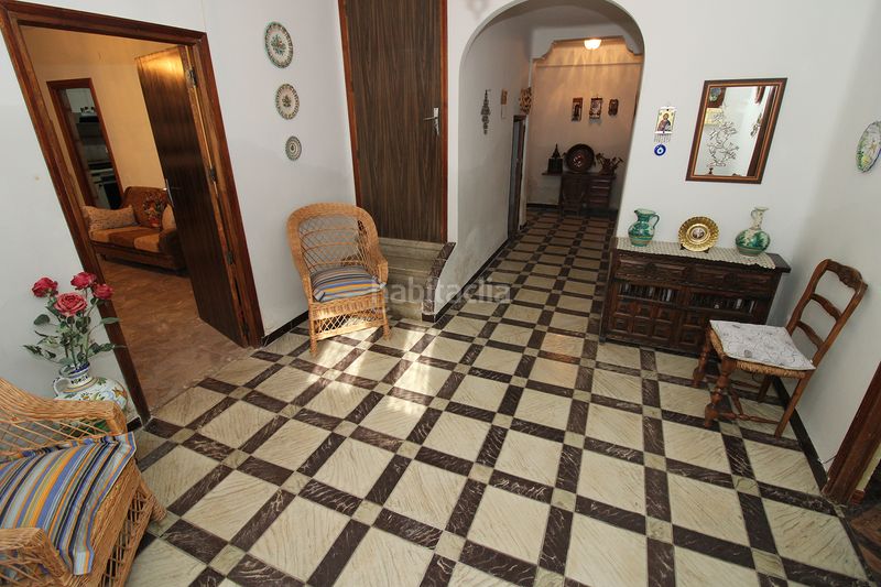 Foto 04b5a27f-ff58-40ca-9b56-afebd7364083. Casa adossada amb xemeneia calefacció aparcament a Torremocha de Jarama