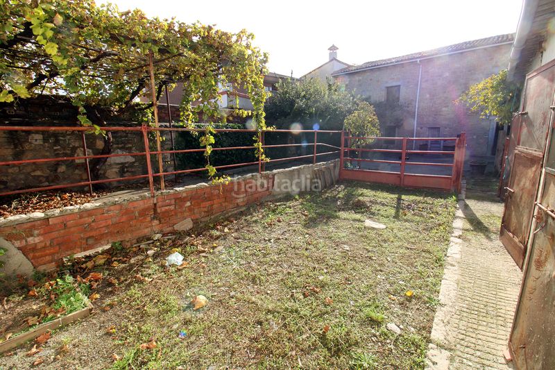 Foto 47ecd3d0-6cbd-4b21-aa11-97e2989275cd. Casa adossada amb xemeneia calefacció aparcament a Torremocha de Jarama