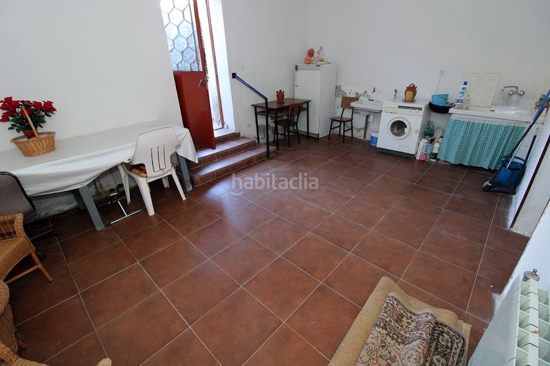 Foto 8f0b999e-3b95-4f46-a2c9-5f0763094d5a. Casa adossada amb xemeneia calefacció aparcament a Torremocha de Jarama