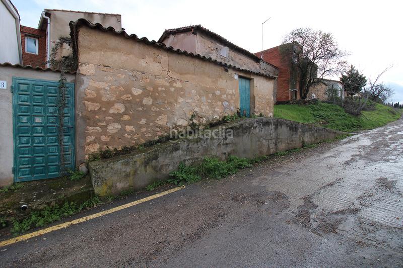 Foto 4ef66819-ff4e-4a56-9452-e5e72b9c349a. Casa adosada  de 2 plantas con terrenos en Torrelaguna