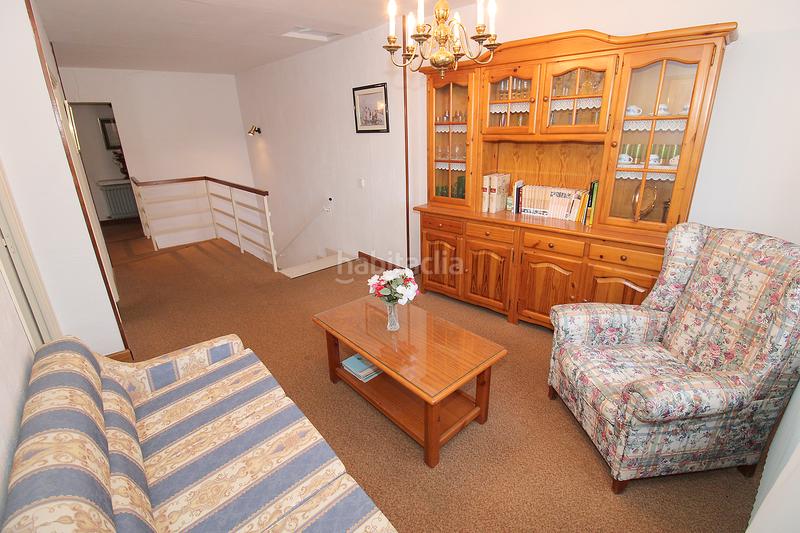Foto fe8b856d-c571-49da-8af1-45a63aee89b1. Casa adosada  de 2 plantas con terrenos en Torrelaguna