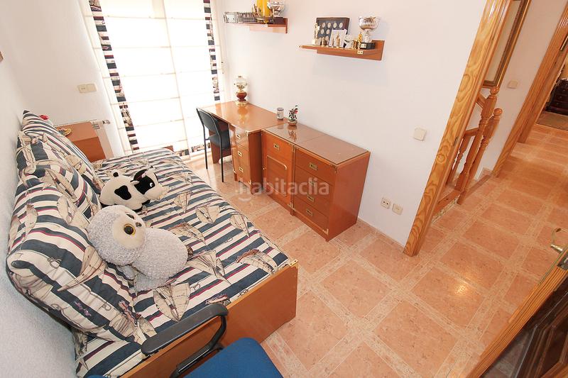 Foto 2b71e185-db32-4869-8808-f86049090eb6. Chalet  independiente con piscina y amplio cenador en caraquiz en Uceda