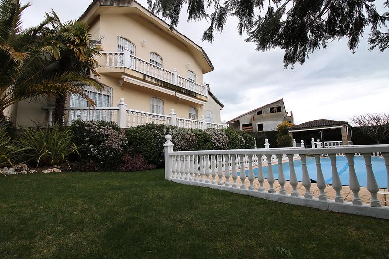 Foto 3c81d116-6d8c-4057-afd0-52c2c60cdb6d. Chalet  independiente con piscina y amplio cenador en caraquiz en Uceda