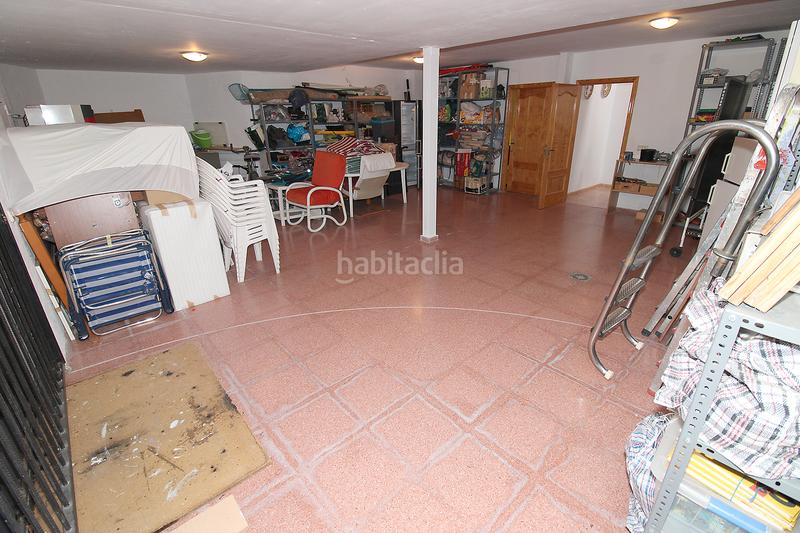 Foto b0fbf4be-988e-4fbf-9525-be4b3a4c6105. Chalet  independiente con piscina y amplio cenador en caraquiz en Uceda