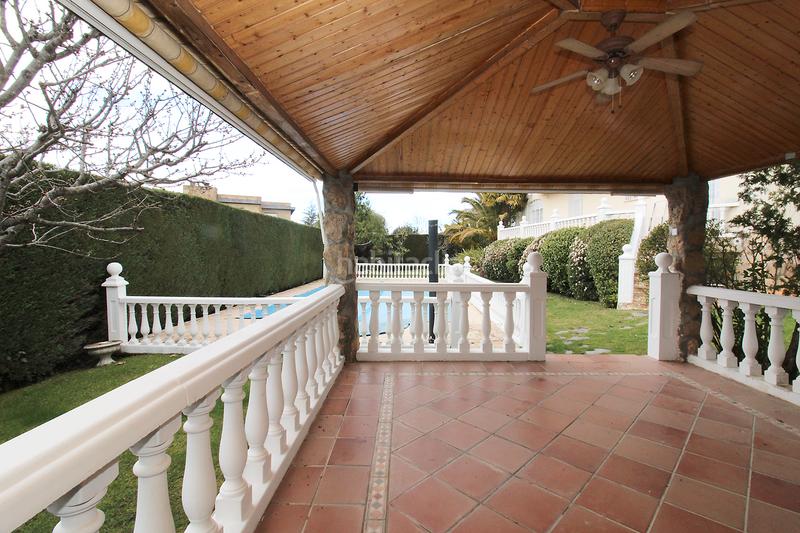 Foto b3274b59-37a8-457d-ac28-98fe77de16e9. Chalet  independiente con piscina y amplio cenador en caraquiz en Uceda