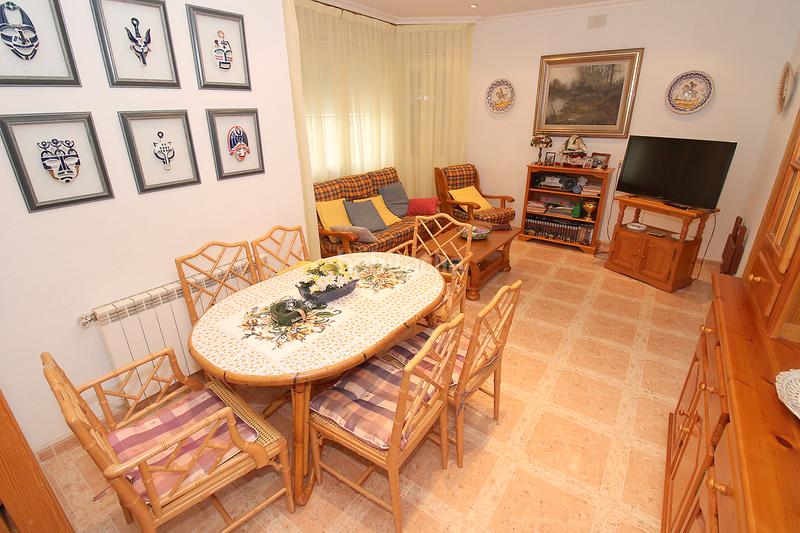 Foto c458b4e7-216a-4fe3-b5e9-f6b73fc6764d. Chalet  independiente con piscina y amplio cenador en caraquiz en Uceda