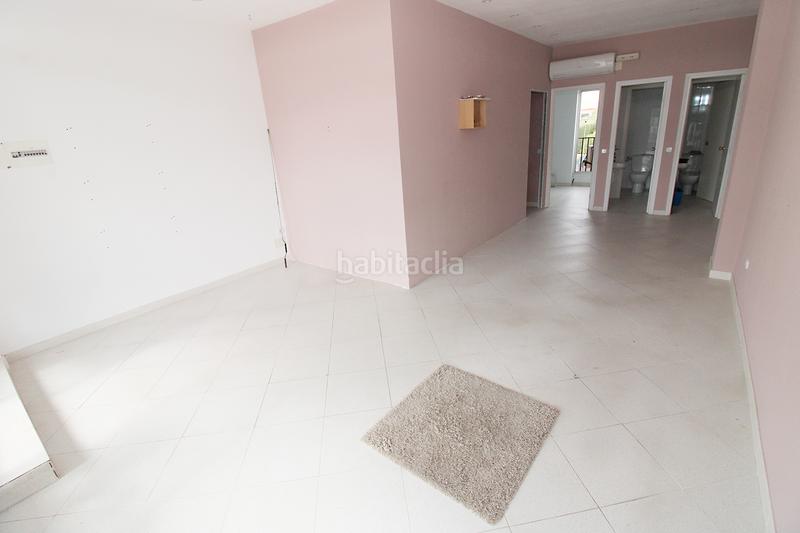 Foto 5465e79b-288f-4851-a9a6-20998c939f47. Affitto locale commerciale con riscaldamento in Uceda