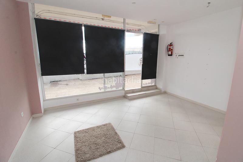 Foto e0b8a1e3-64b3-4151-90d1-a875df175737. Affitto locale commerciale con riscaldamento in Uceda