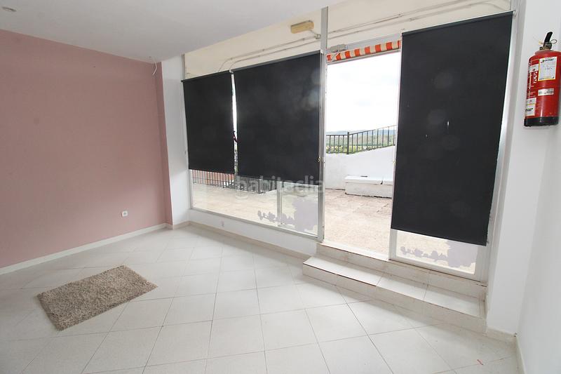 Foto eb434215-1a84-4470-96cb-e6ac1116a0c9. Affitto locale commerciale con riscaldamento in Uceda