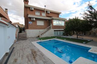 Chalet  Calle del arroyo