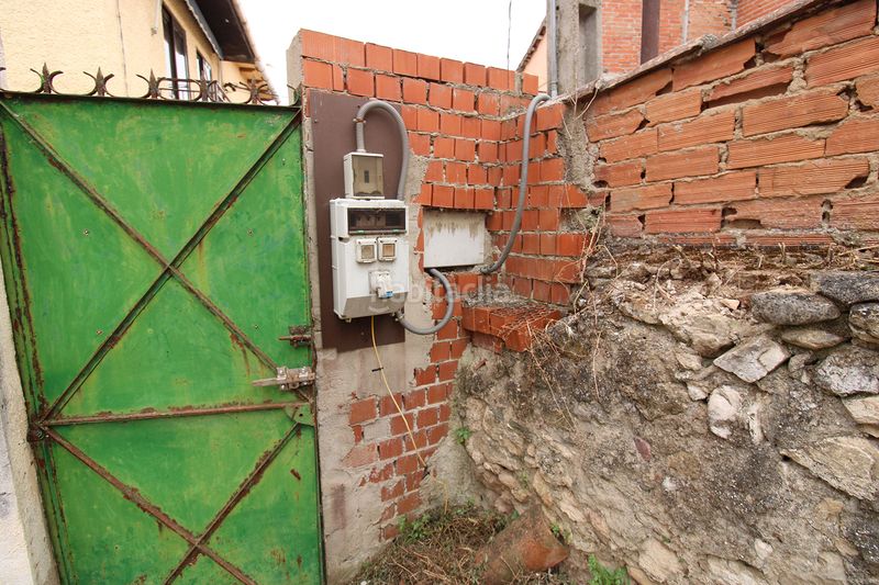Foto b31840a2-90f4-418c-942d-a8392eba6232. Residential plot in Torrelaguna