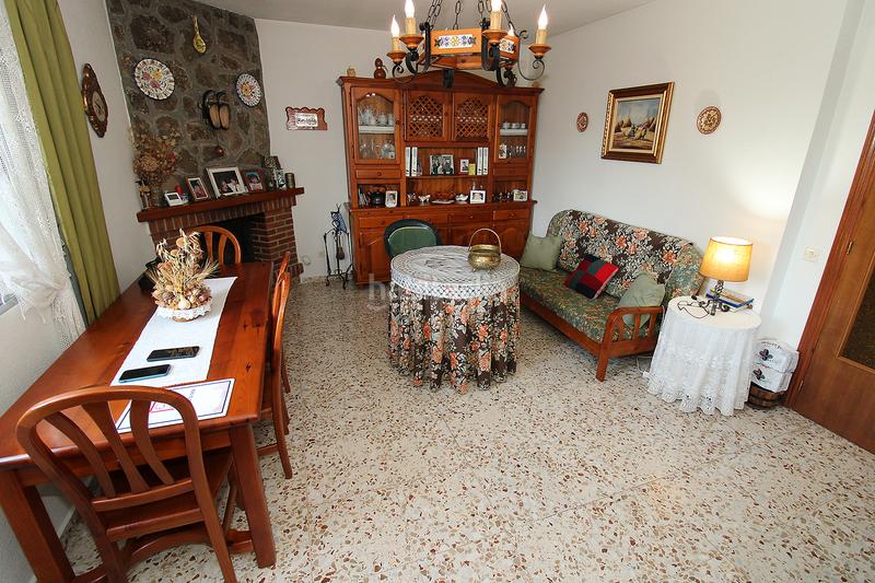 Foto f0027ced-7ae7-46c8-80f4-243fee274431. Chalet en Uceda