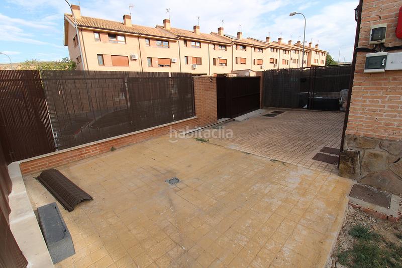 Foto 4043f280-7967-46d3-8417-67448824d66b. Location chalet avec chauffage parking dans Torrelaguna