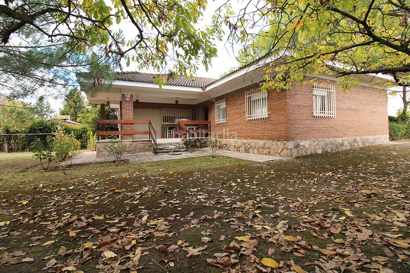 Foto 37127ac9-6e59-4ad2-ab14-60ee6241b921. Chalet with fireplace heating parking in Uceda