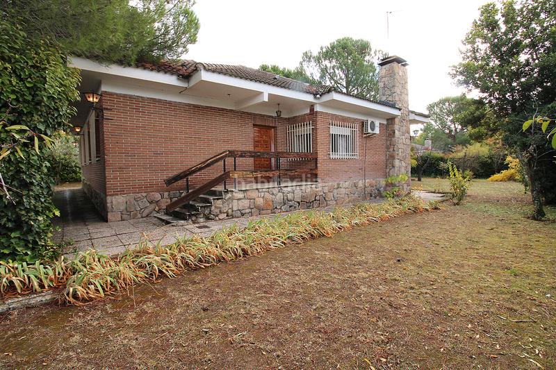 Foto 37951c7d-b9d5-4ce7-aecb-18c24d794281. Chalet con camino riscaldamento parcheggio in Uceda