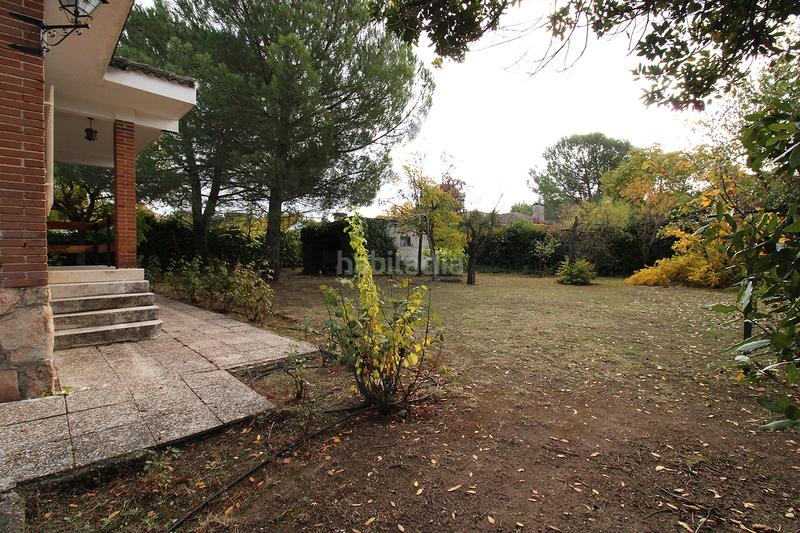 Foto 4c947bc5-7009-4bdf-965a-380aa0a93893. Chalet con camino riscaldamento parcheggio in Uceda