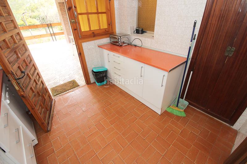 Foto 956ad476-bf55-4af8-961c-e98d2203be88. Chalet con camino riscaldamento parcheggio in Uceda