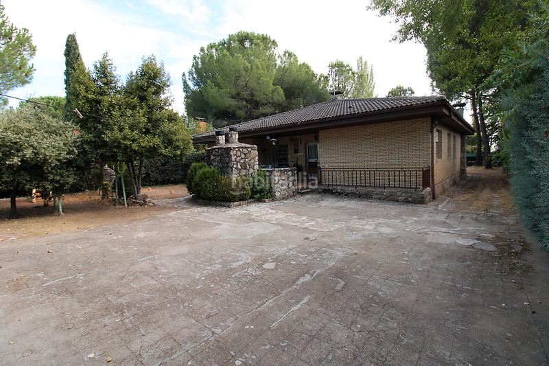 Foto 13f17bd1-3465-464b-94c9-6f57af3a496a. Chalet avec chauffage parking dans Uceda